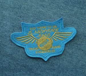Custom Wing Logo Útsaumur